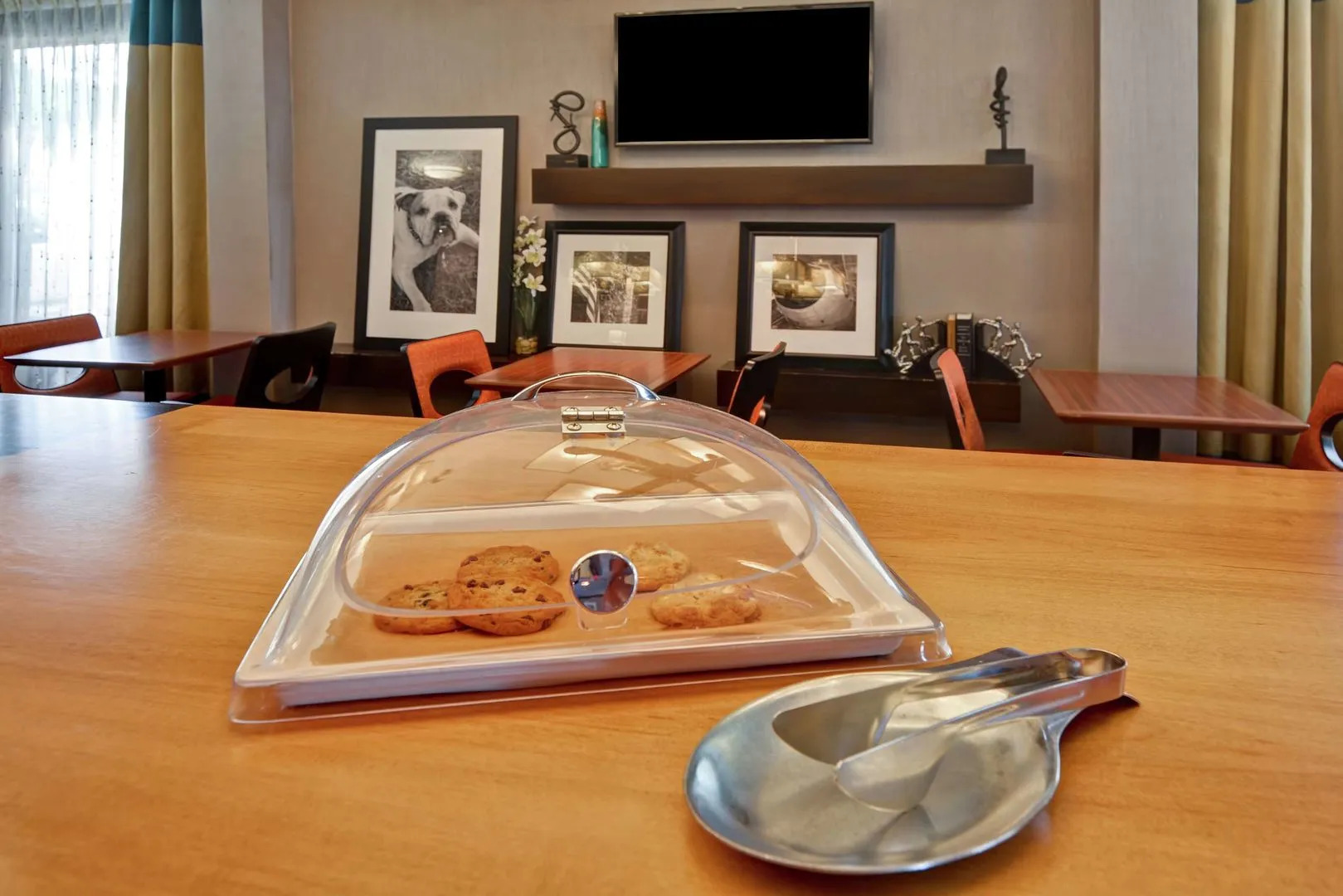 Hampton Inn Columbia-I-26 Airport