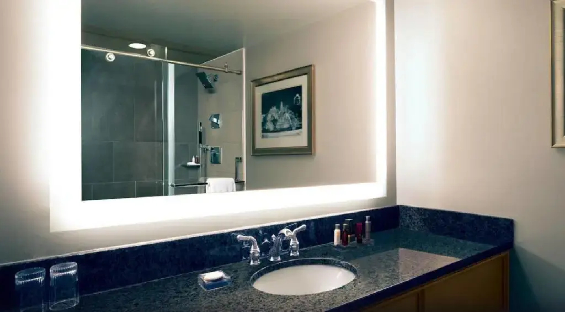 Kansas City Marriott Country Club Plaza