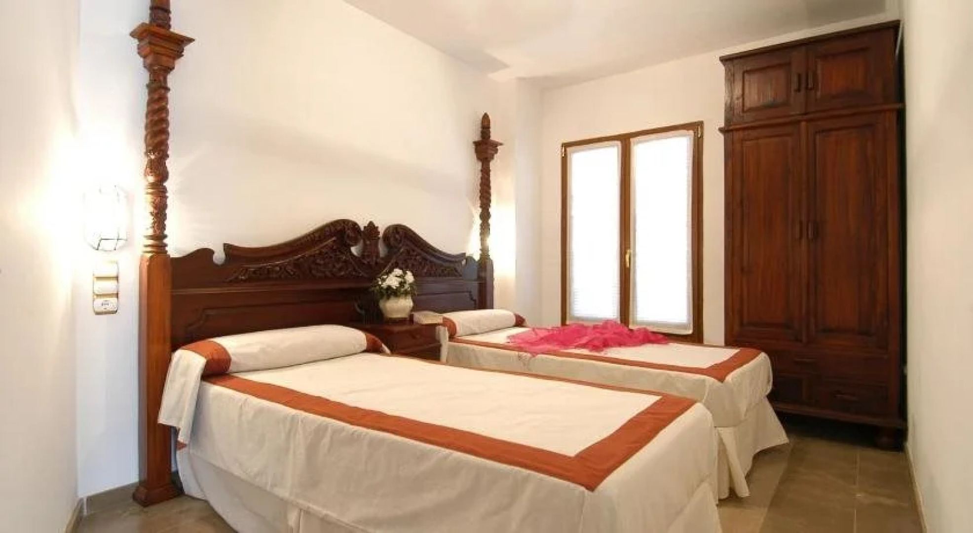 Apartamentos El Tranco del Mar