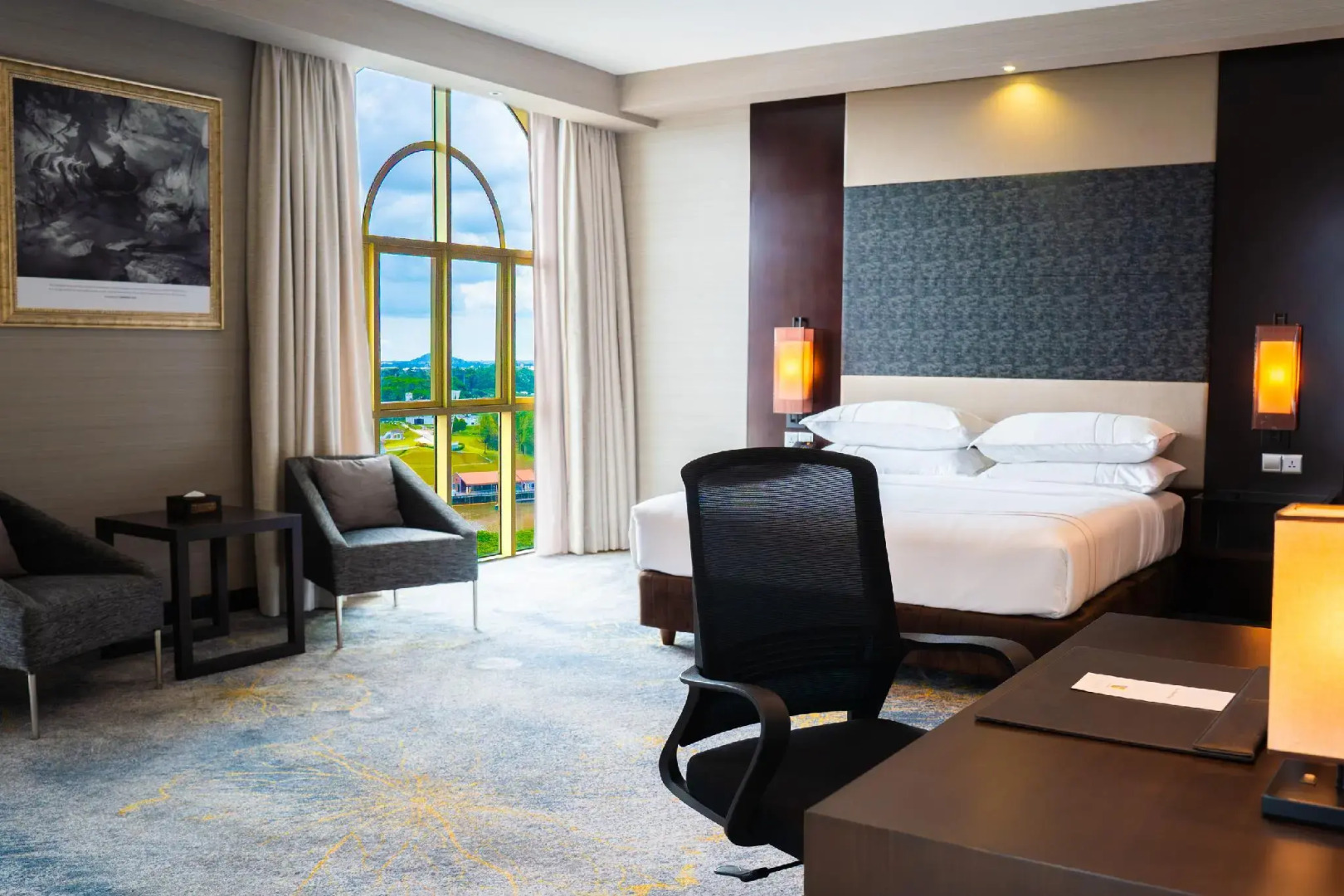 The Waterfront Hotel