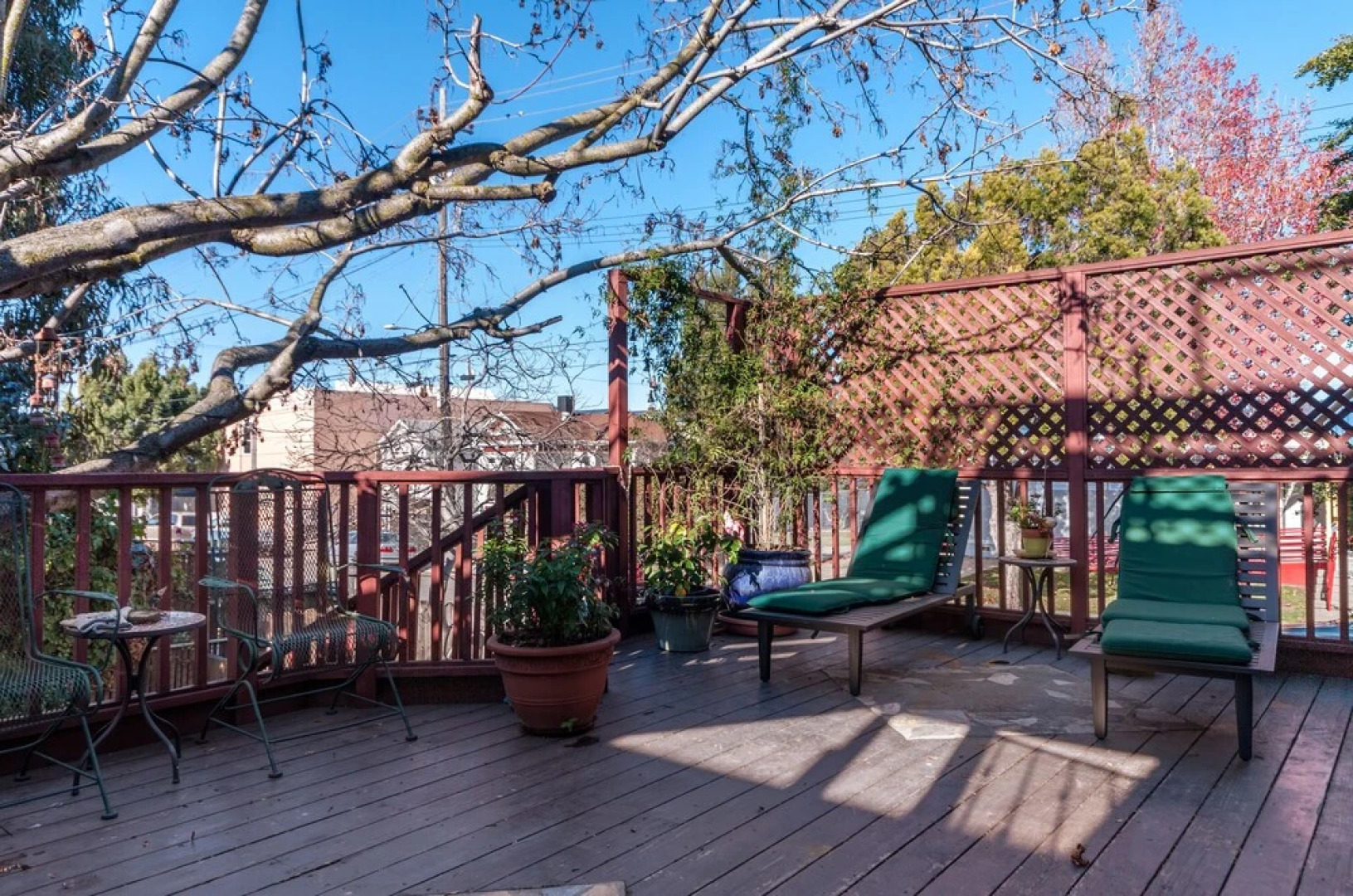 Gorgeous 4 Bedroom Victorian Townhouse