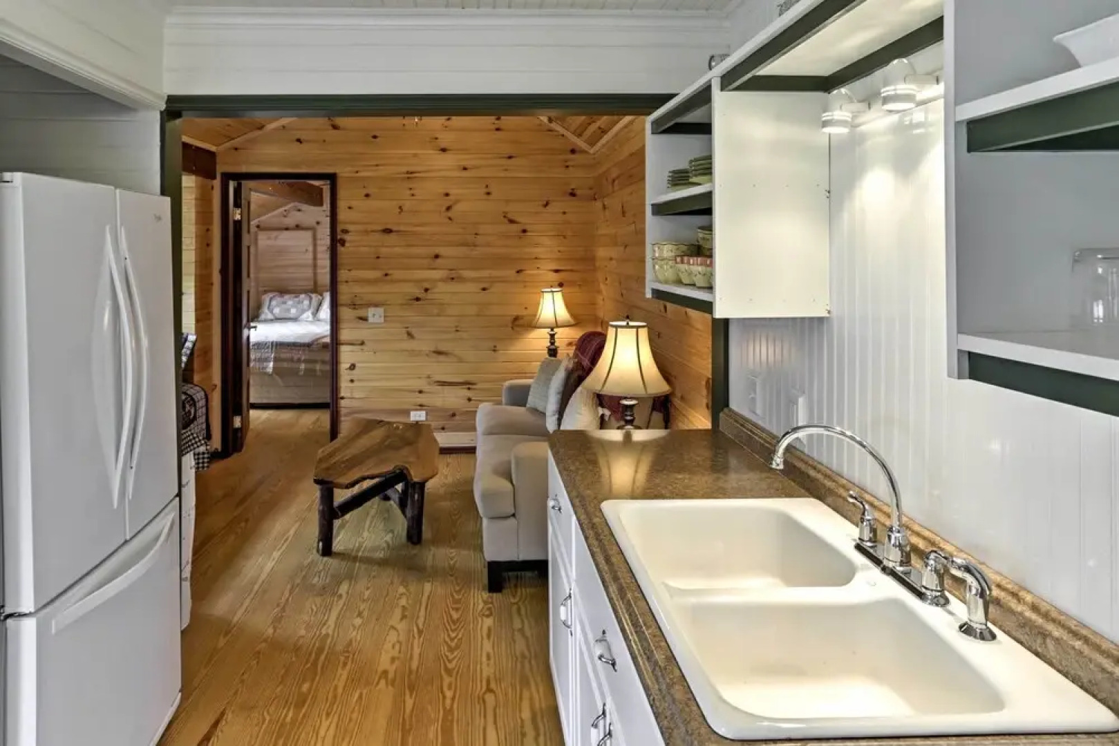 Bolton Landing Cottage: Walk to Lake George!