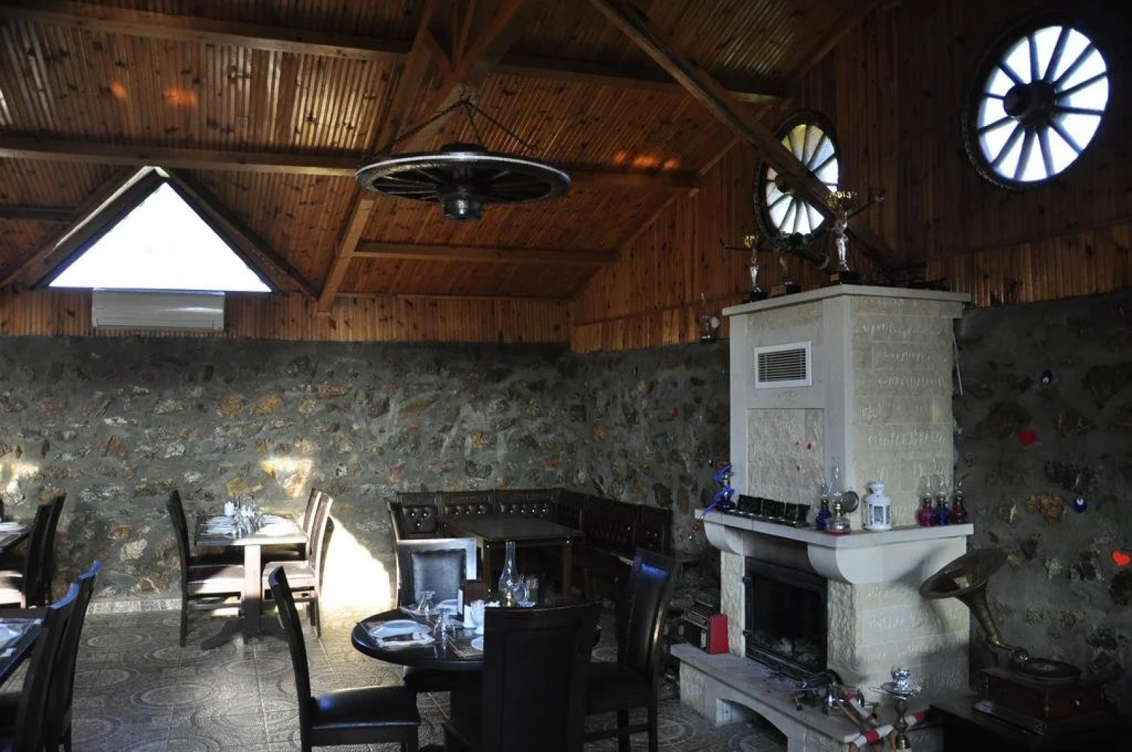 Emirbey Atli Turizm ve Dogal Yasam Koyu