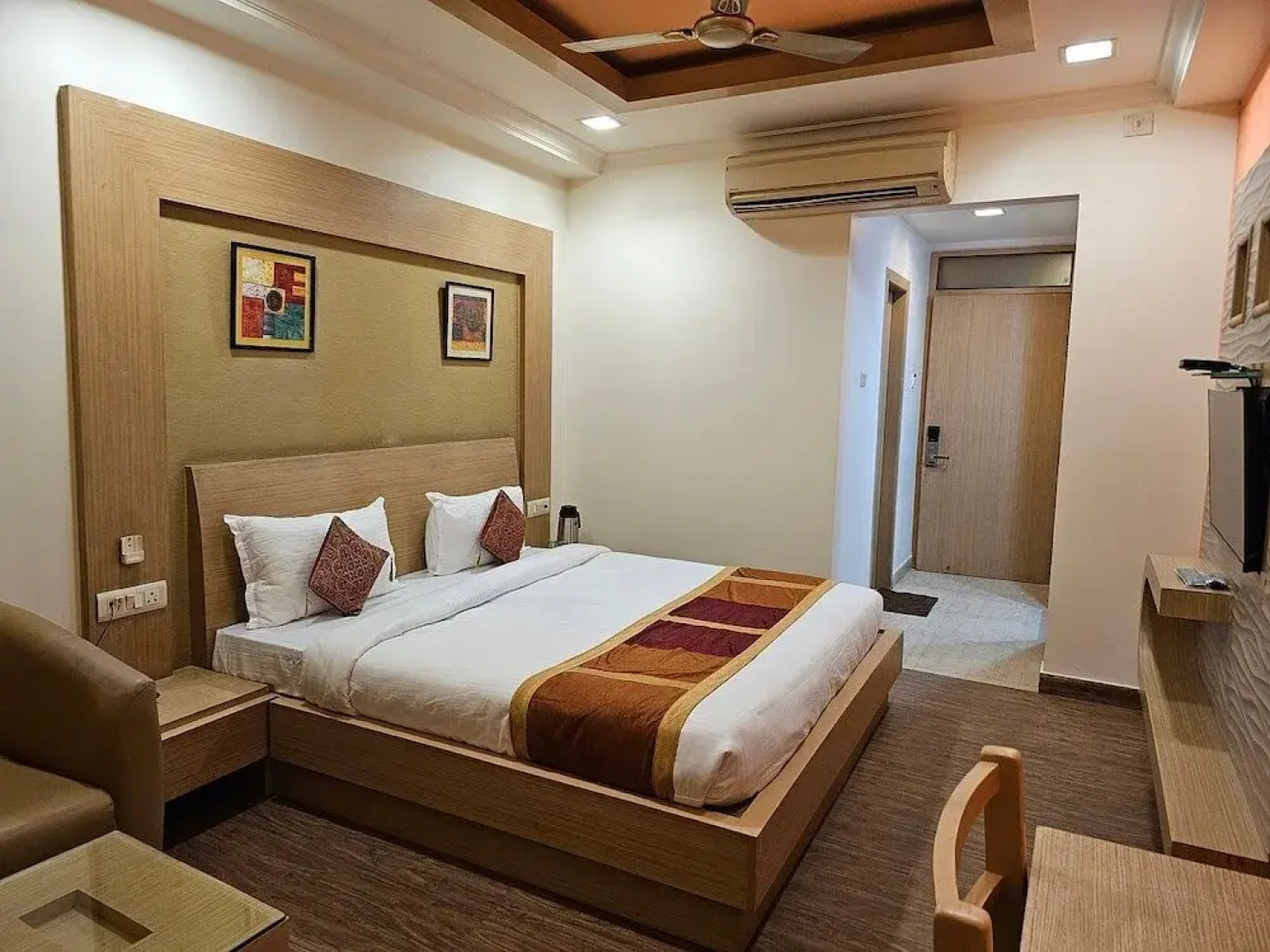 Capital Plaza Residency