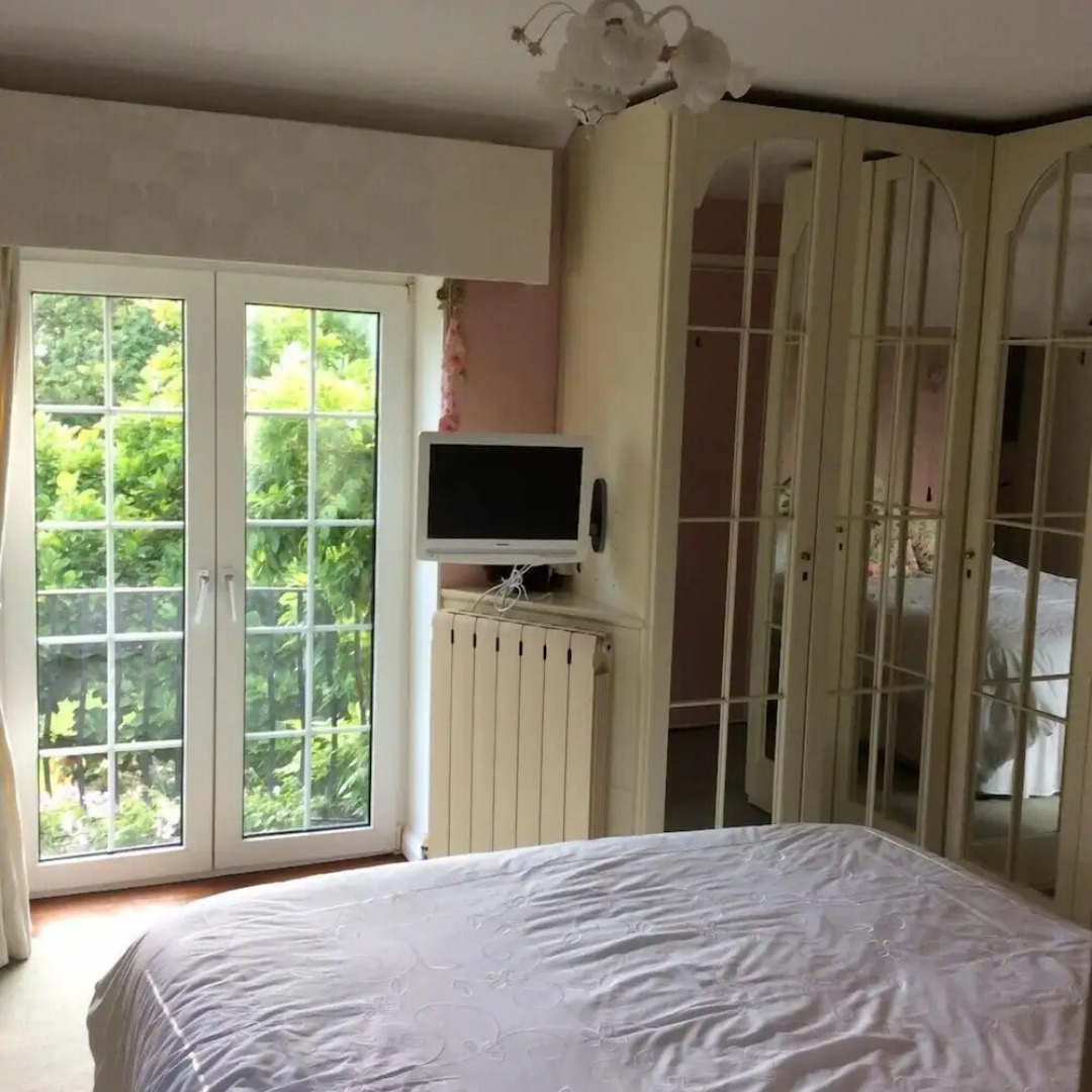 Holly House Bed & Breakfast