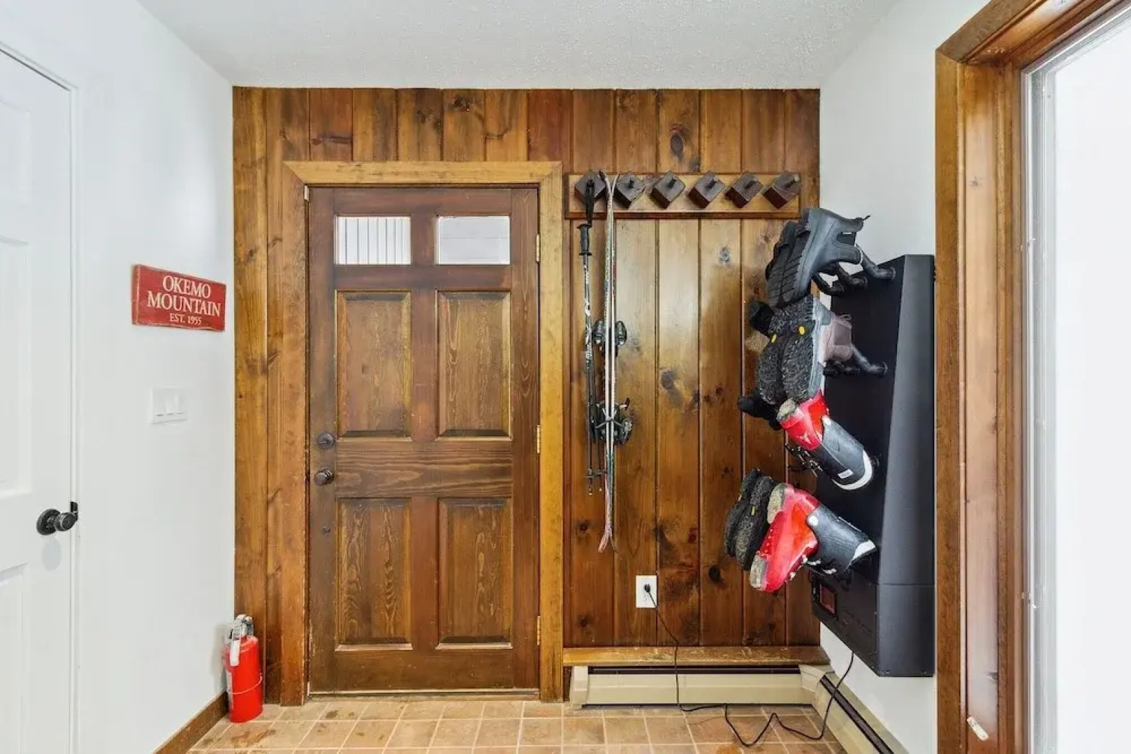 Slopeside In Okemo - Beautifully Renovated Spacious Family Townhouse 3 Bedroom Townhouse by RedAwning