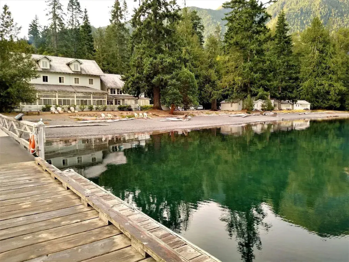 Lake Crescent Lodge