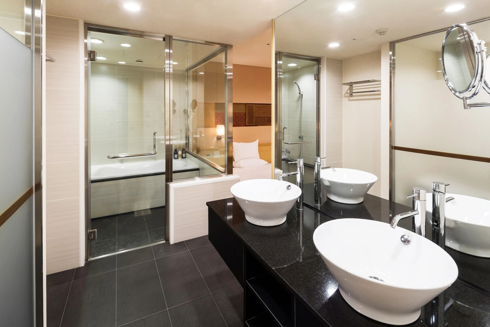 Art Hotel Hirosaki City