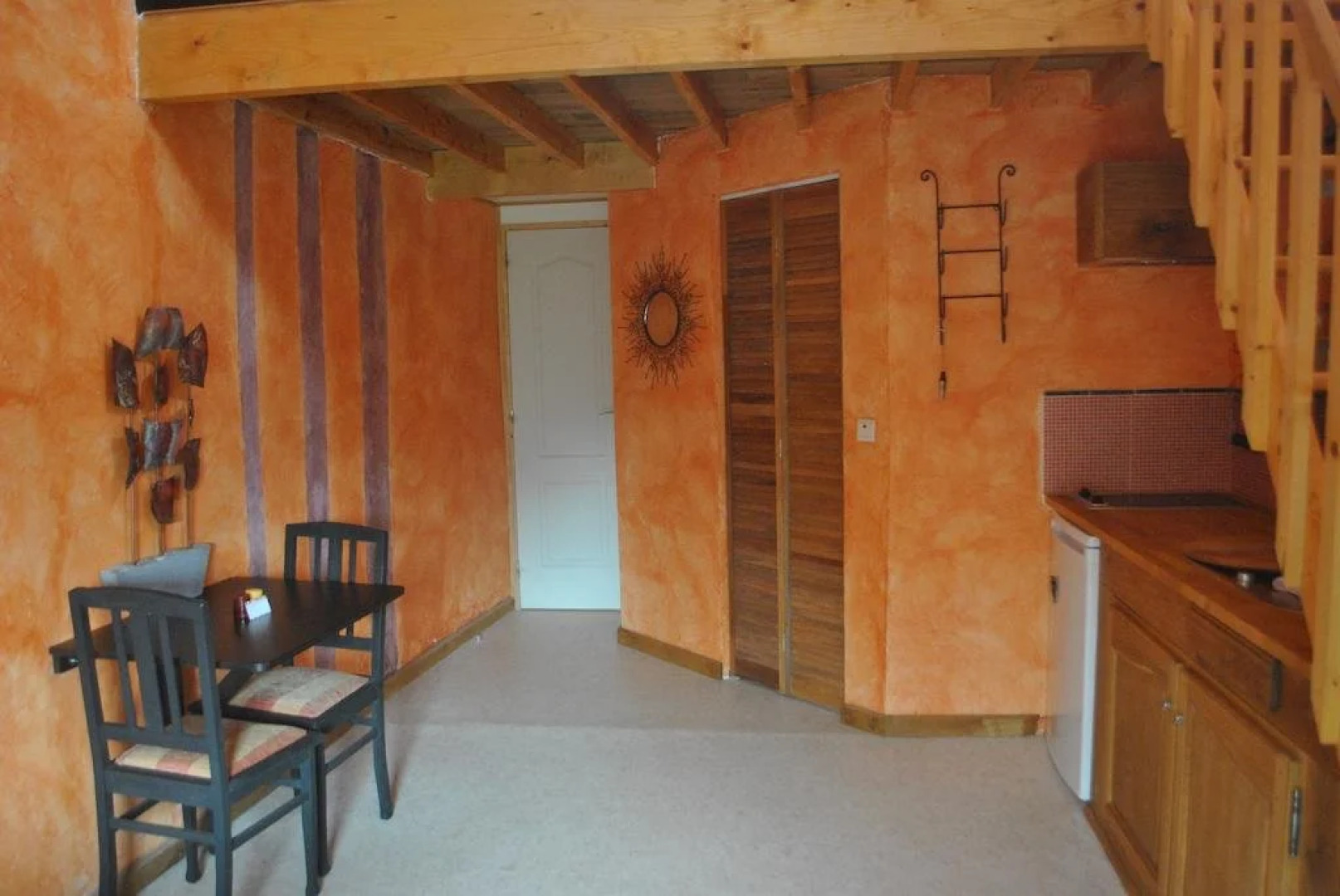 Celinies Guest House