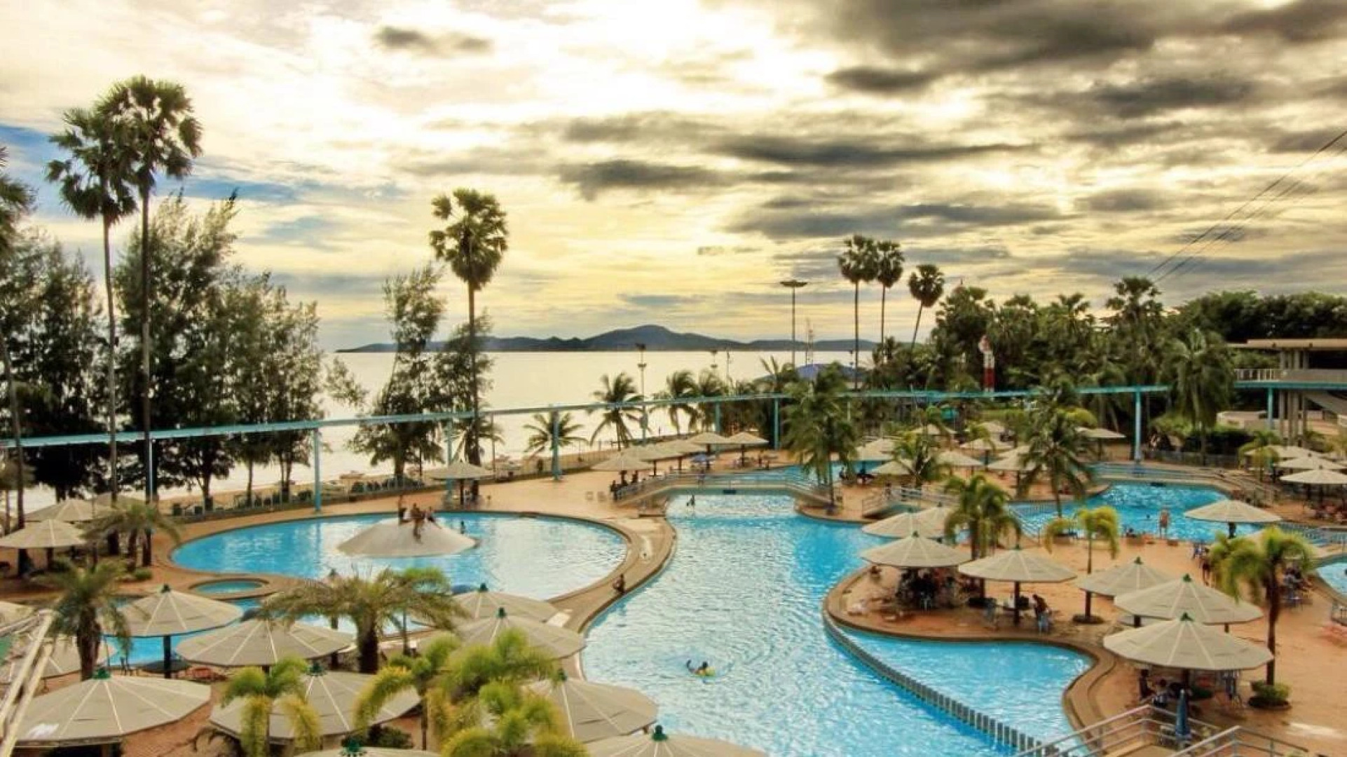 Отель Kudos Parc Pattaya