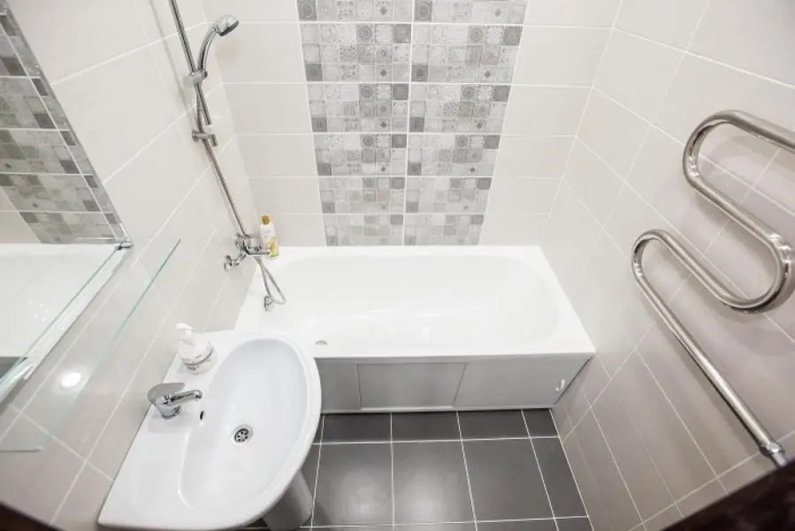 EasyRent (ИзиРент) на бульваре Рябиновый 6