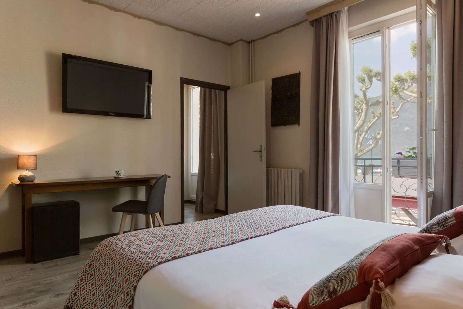 The Originals City, Hôtel L'Iroko