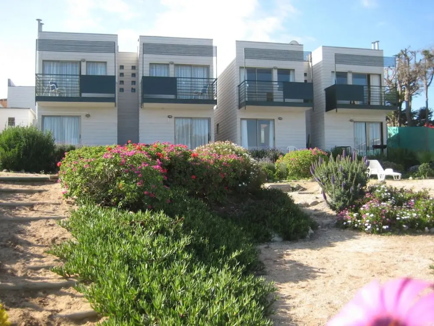 Cabañas Villa Patricia Tongoy