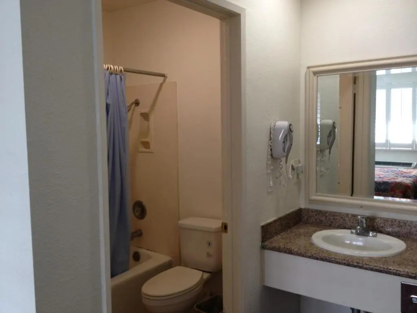 Scottish Inns Long Beach