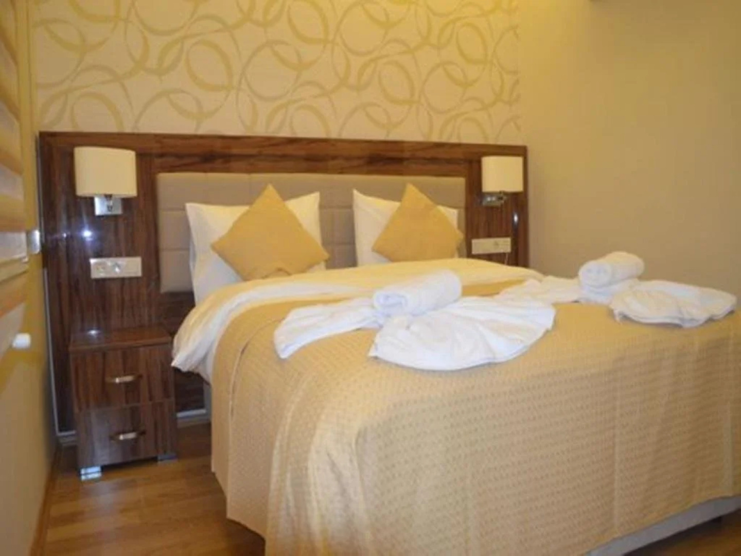 Channel Karaburun Hotel