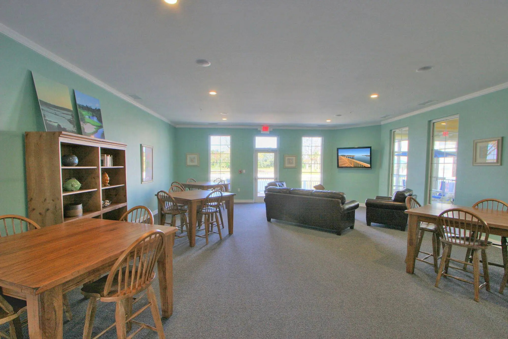 Bluewater Resort & Marina by Spinnaker Resorts