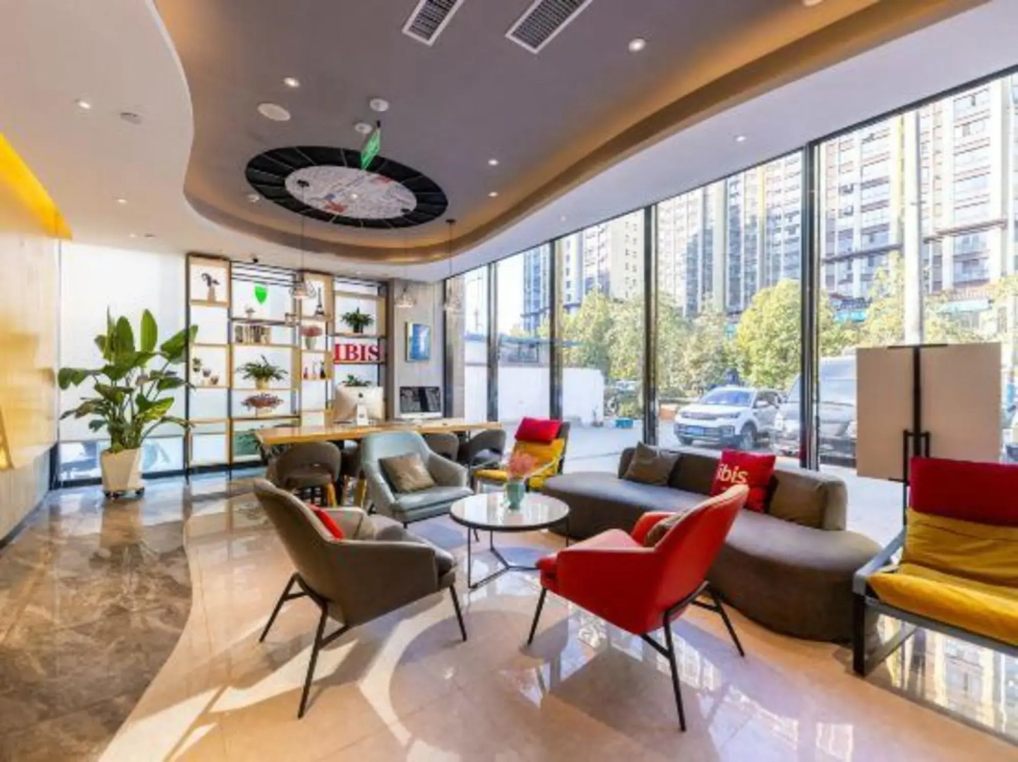 Ibis Hotel (Longnan Railway Station)