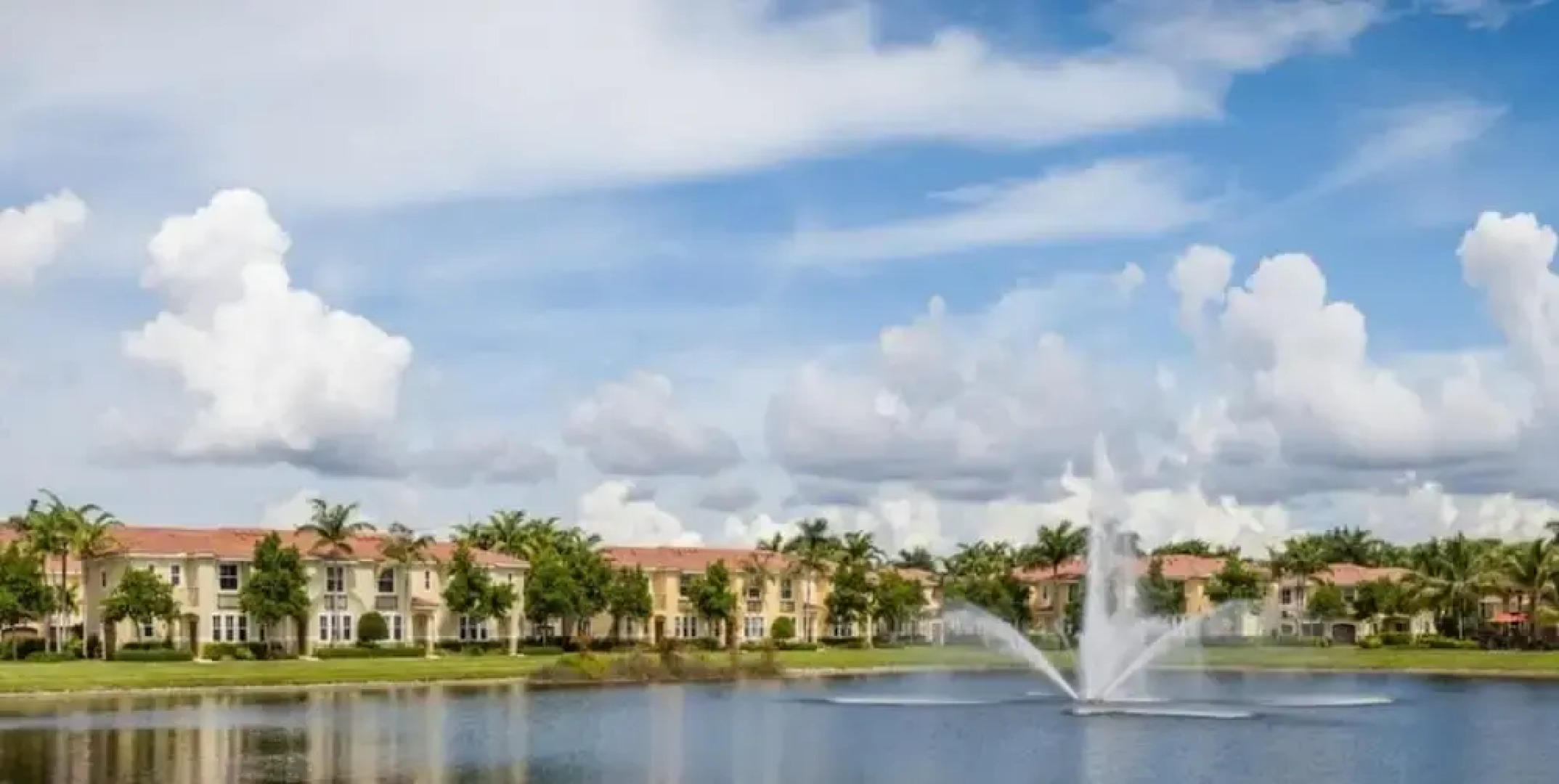 Landing Modern Apartment With Amazing Amenities Id5223