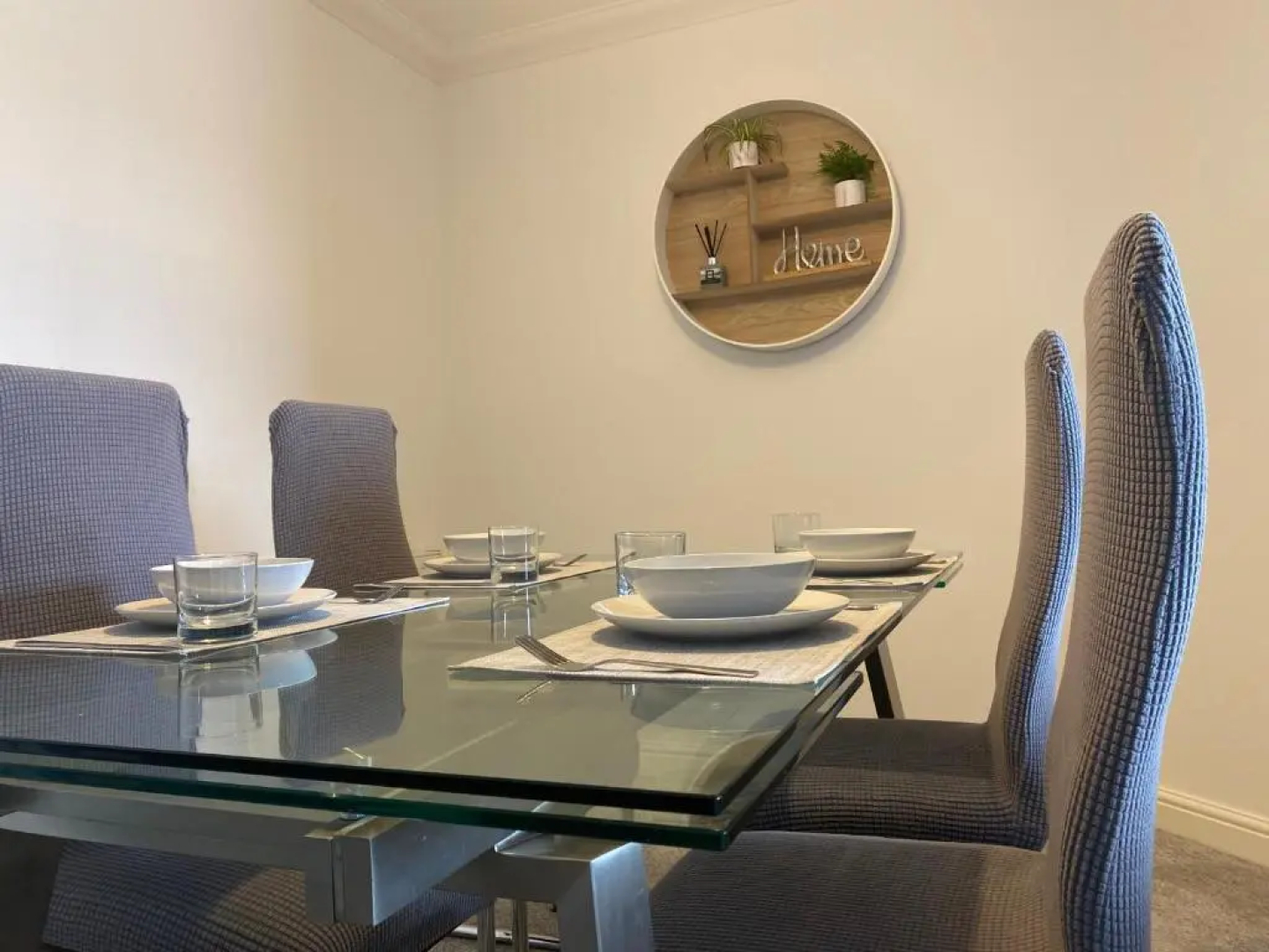 The Duplex Nairn- Spacious 3 Bedroom with sunny balcony