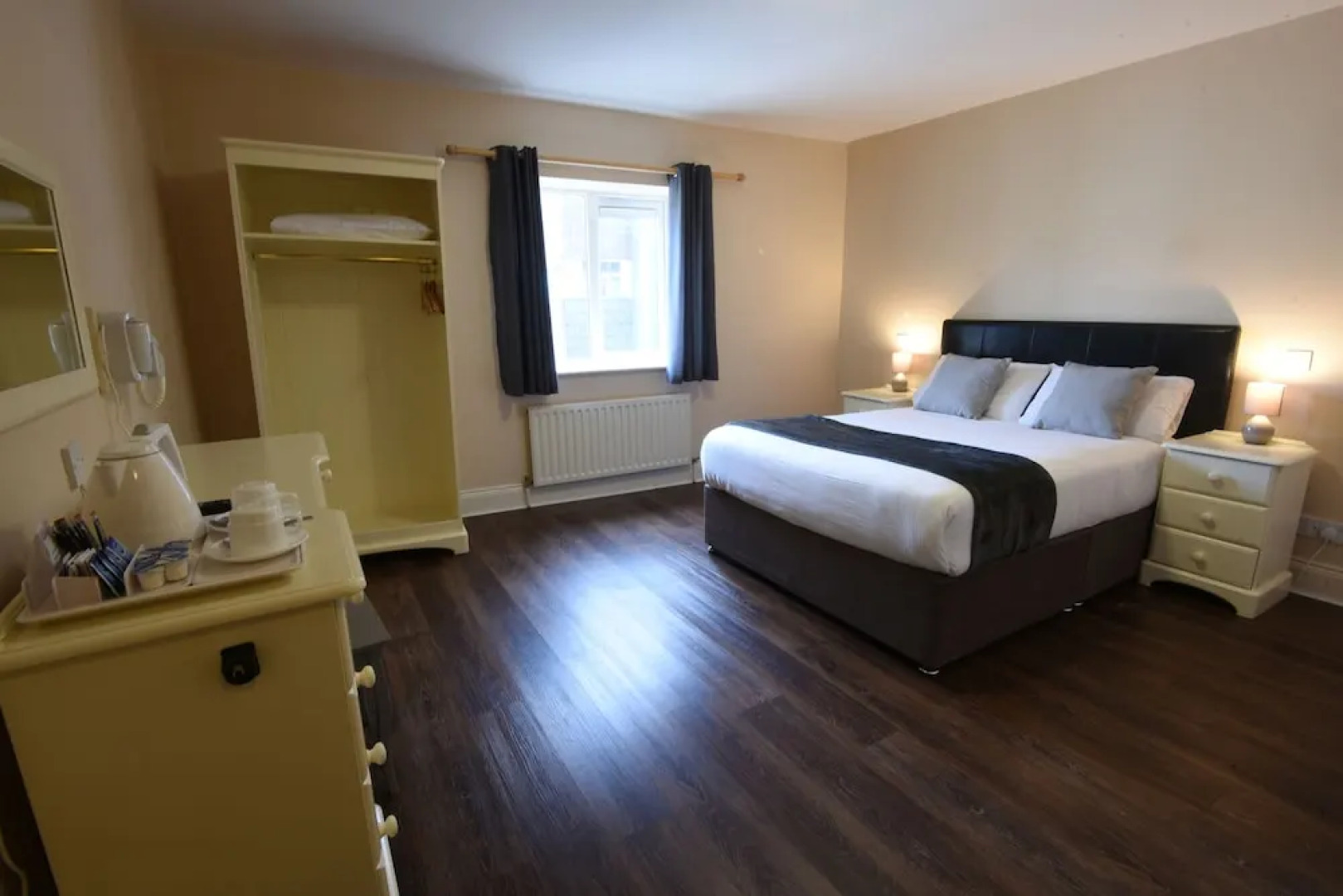 McSorleys Bar and Nightclub