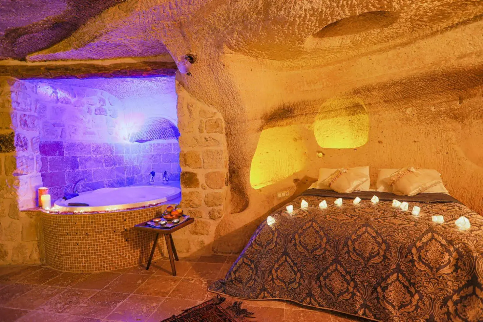 Sinasos Palace Cave Hotel