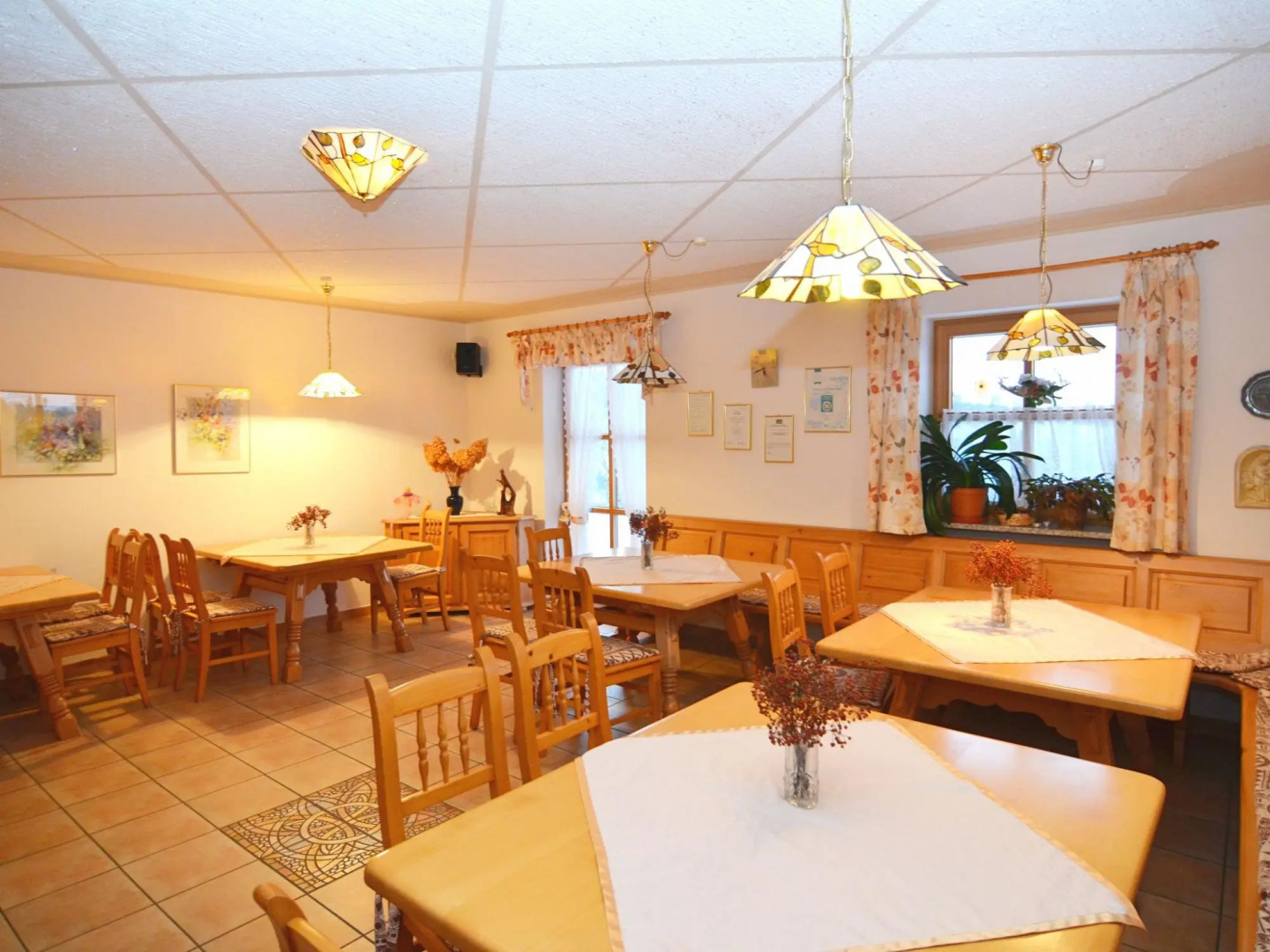 Unique Holiday Home, Ideal As Group Accomodation, with Lounge, a Spacious Garden, Sauna And Terrace