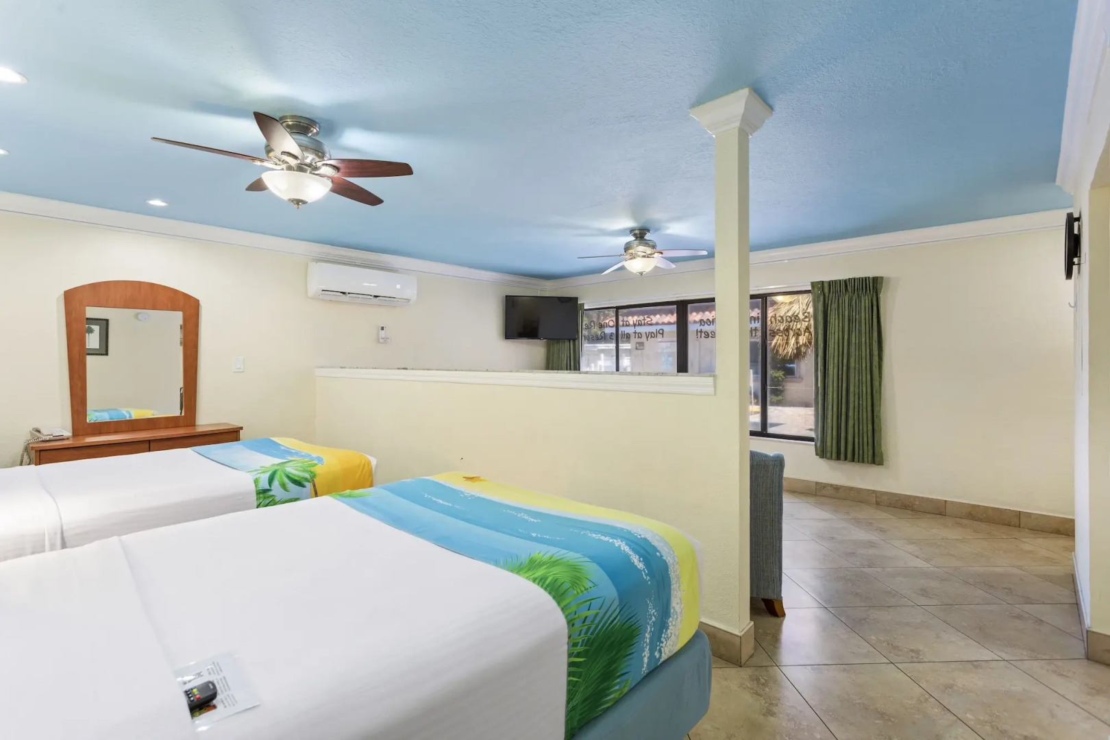 Bayview Plaza Waterfront Resort