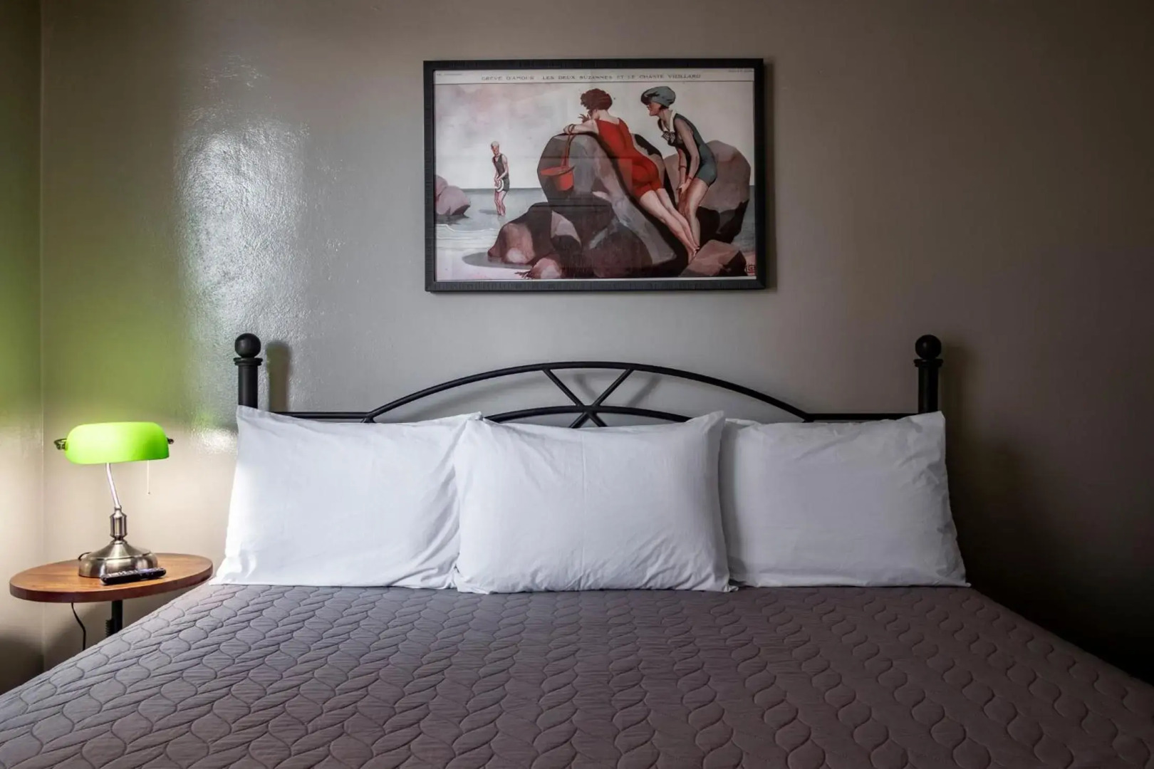 Gardner Hotel & Hostel