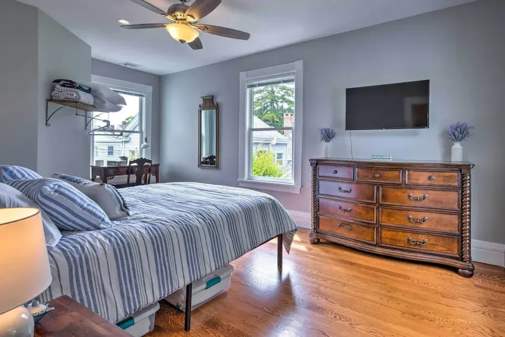 Charming Greenport Gem 1, 1 Mile to Ferry!