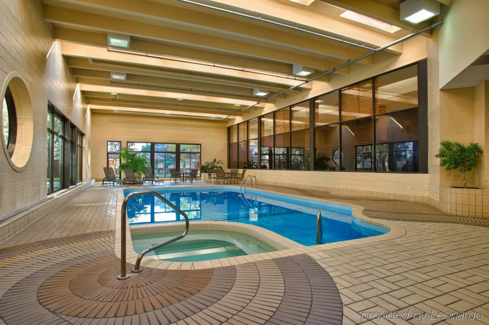 Four Points by Sheraton Toronto Airport