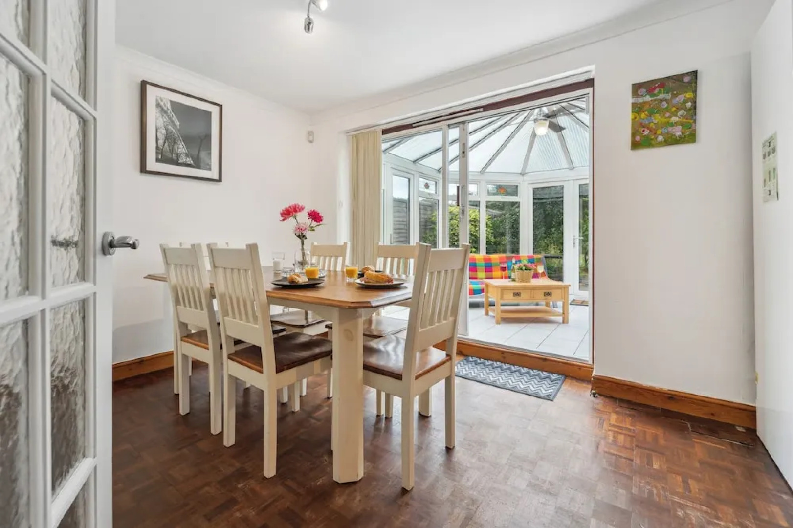 Spacious Home - Sleeps 10 - Free Parking - Pets