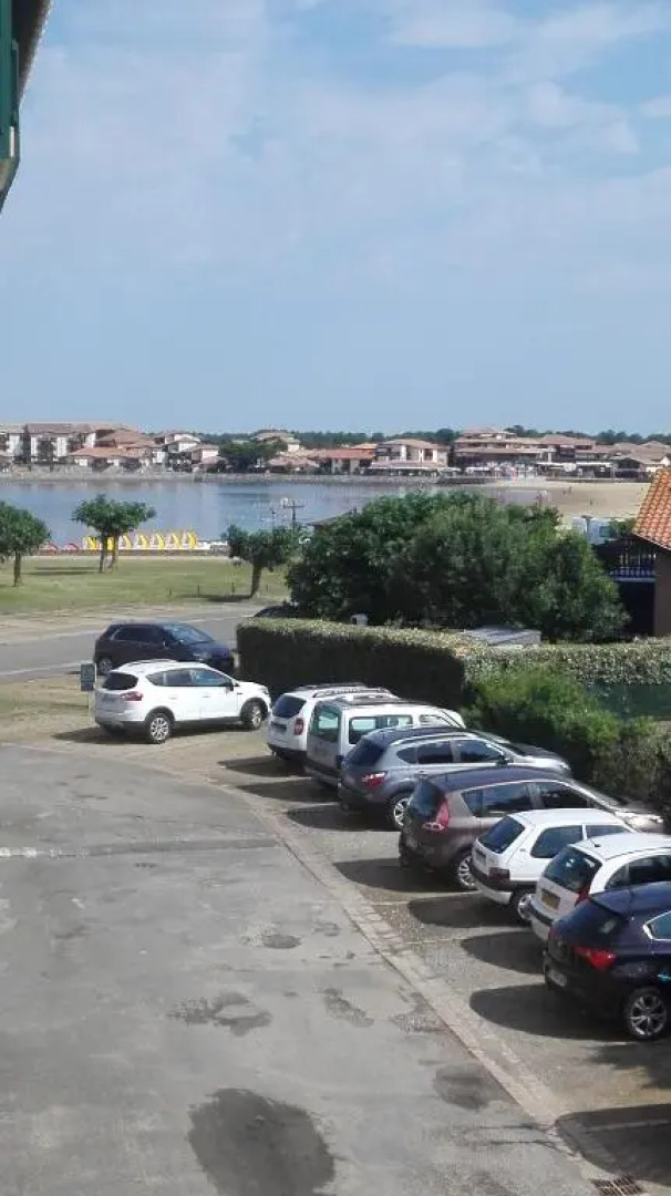 appartement T2bis idealement situé au bord du lac marin de Vieux Boucau
