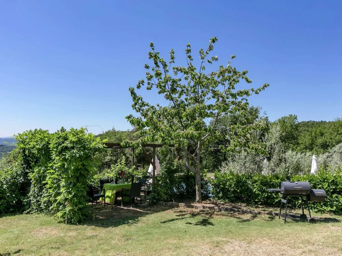 Spacious Farmhouse in Ficulle with Swimming Pool