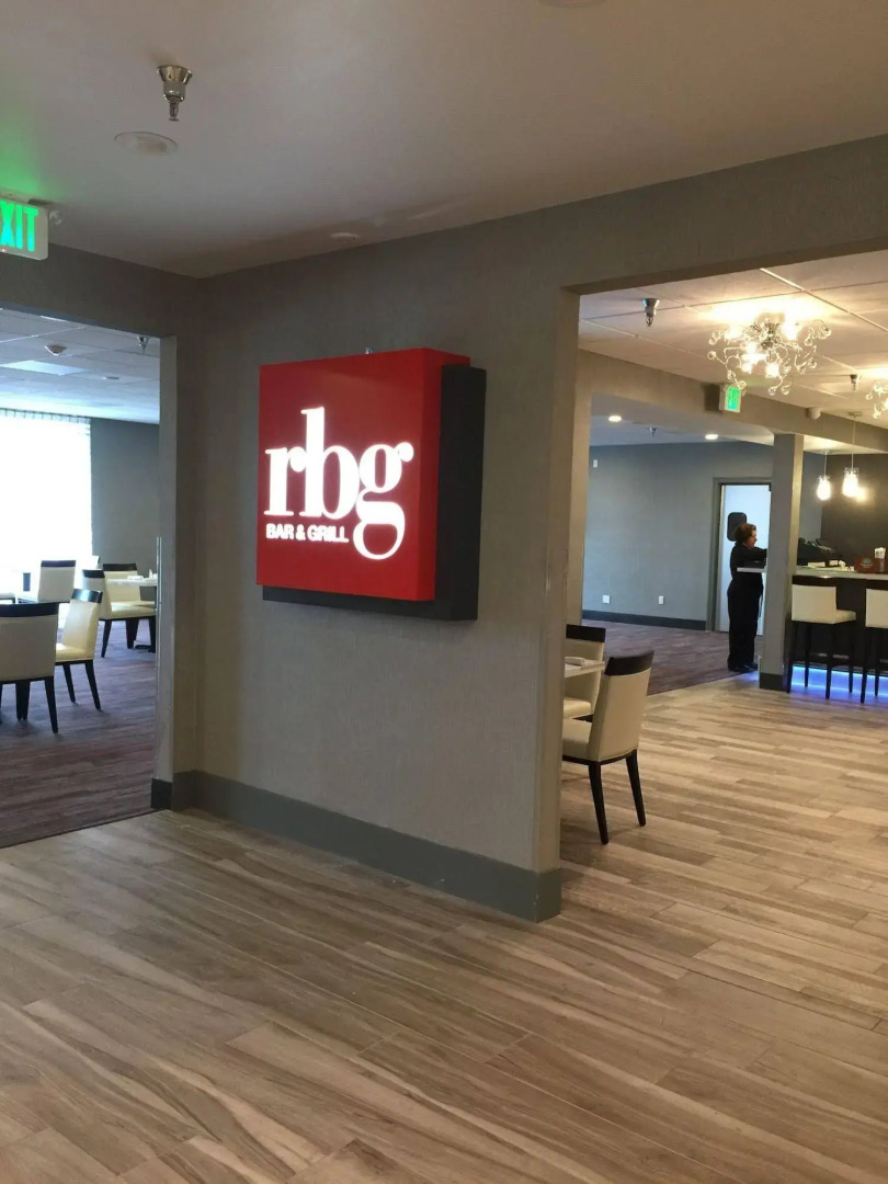 Radisson Hotel Oakland Airport