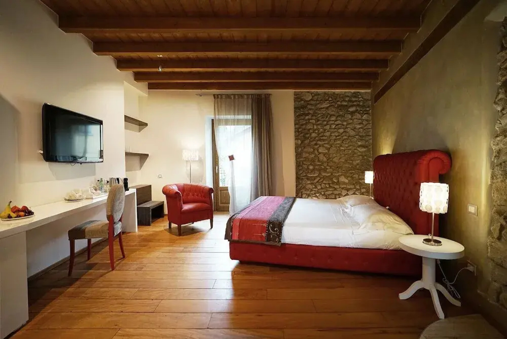 1711 Luxury Guest House