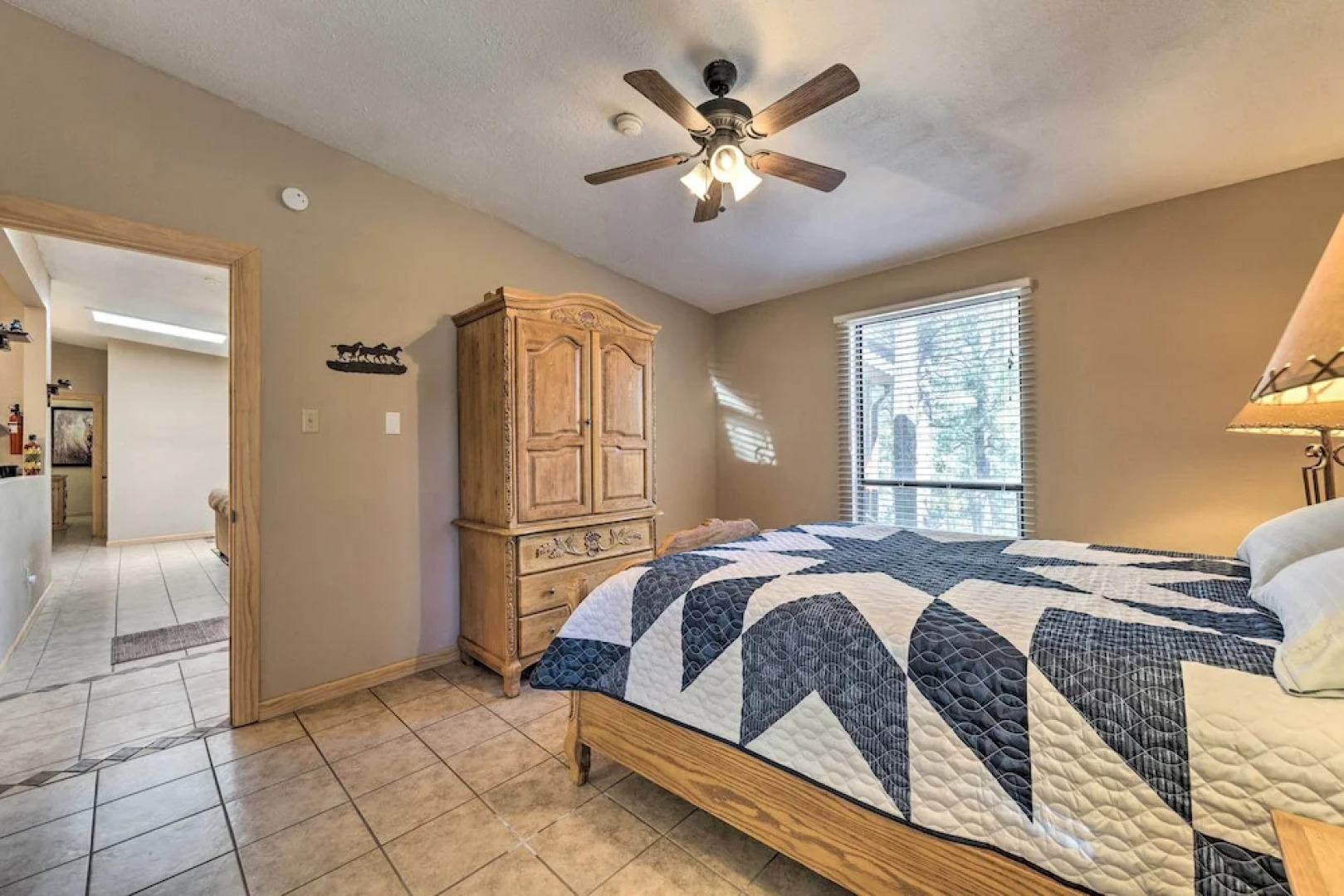 All-season Alto Getaway w/ Fire Pit & Deck!