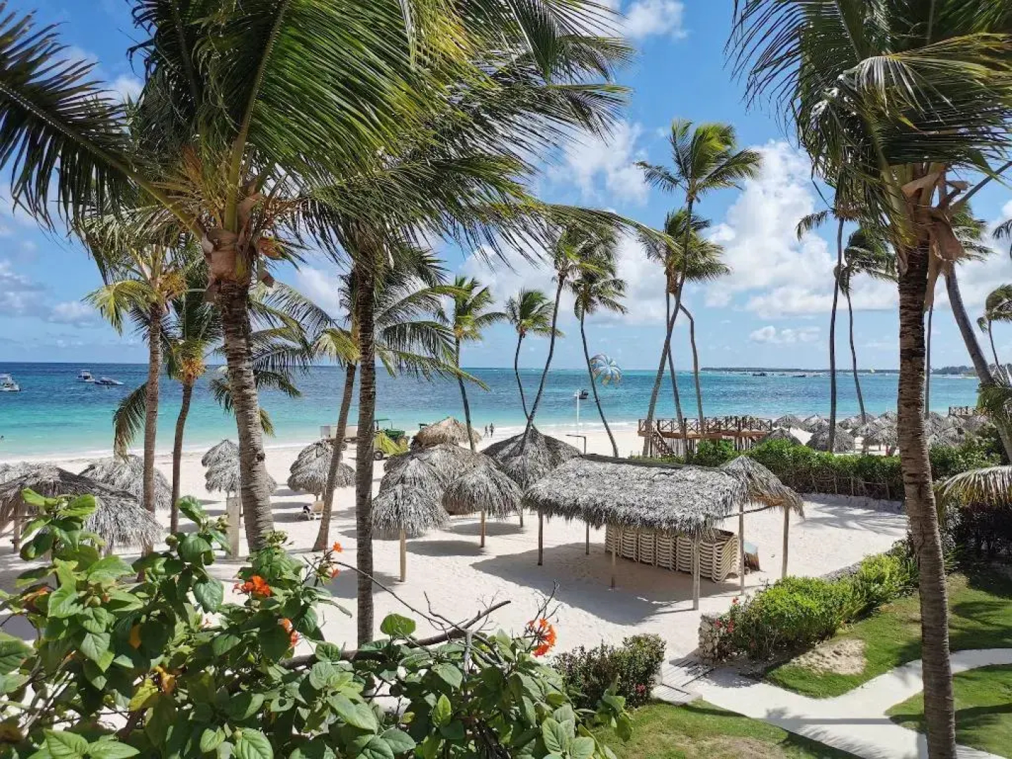 Beach Bungalows Los Corales Club & Spa