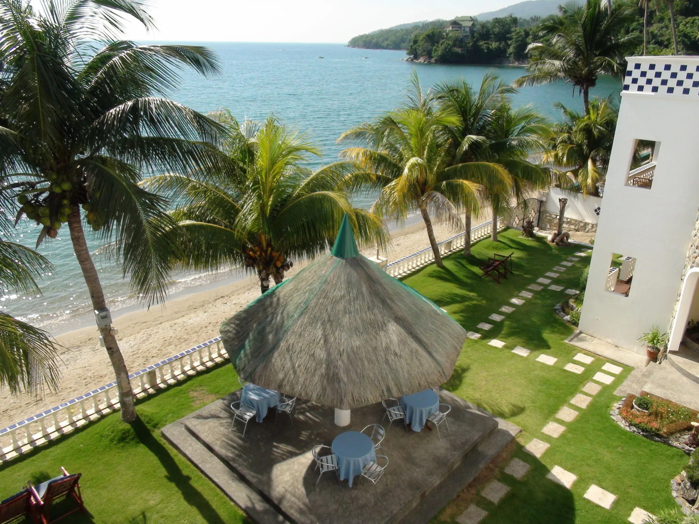 Squares Beachside Apartments