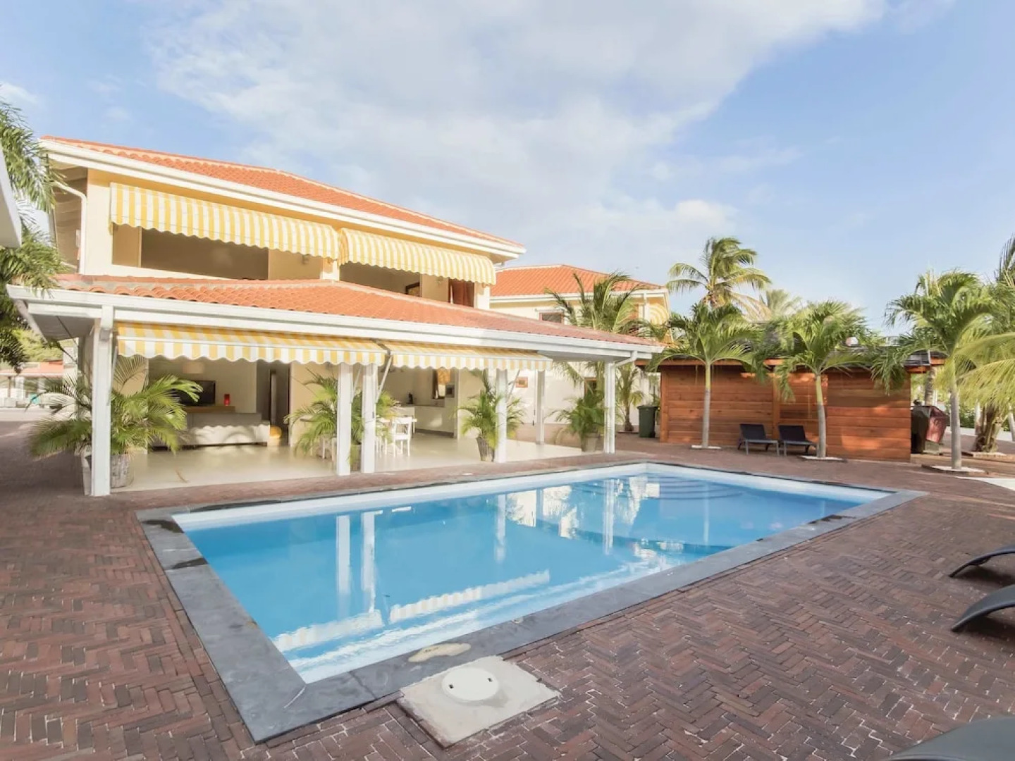 Luxury Apartments Curacao