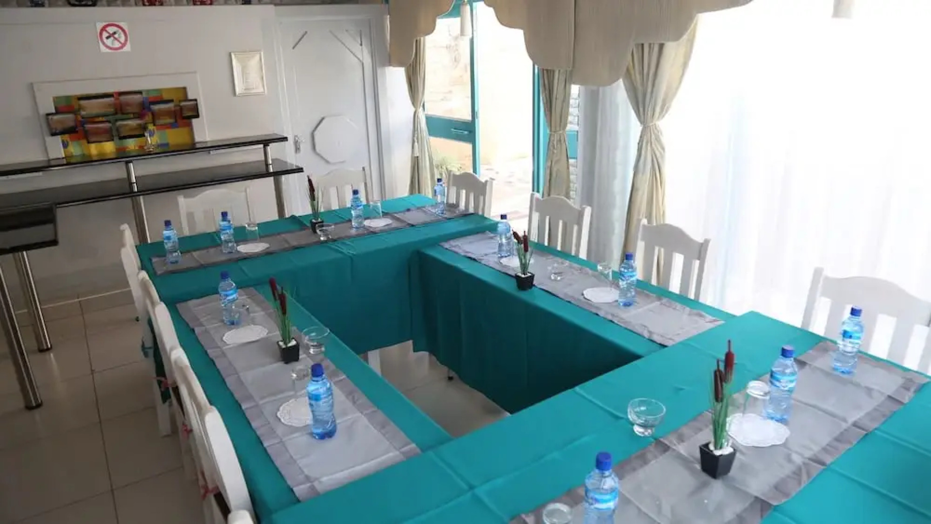 Roba Monakedi Guest Lodge