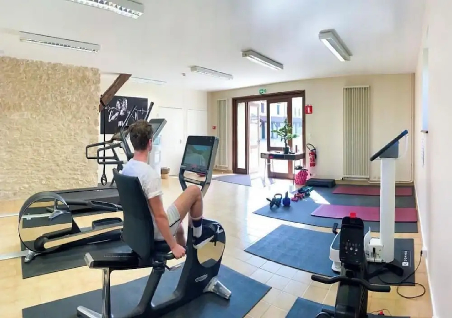 Les Dépendances de Chapeau Cornu