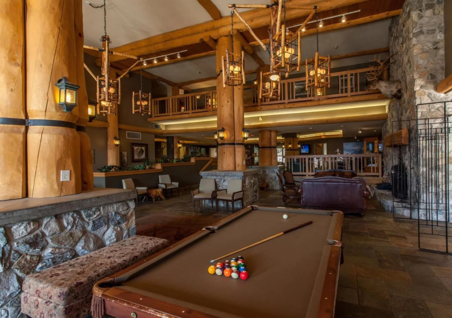 Coast Hillcrest Hotel