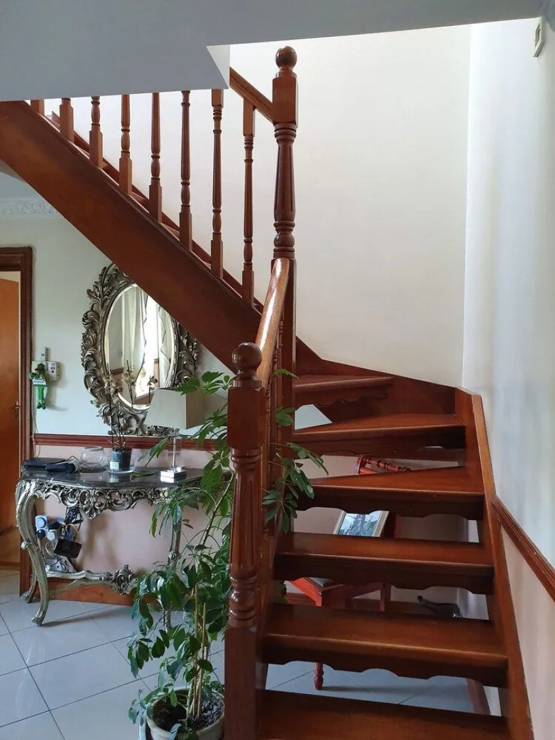 Golden Dawn Guesthouse