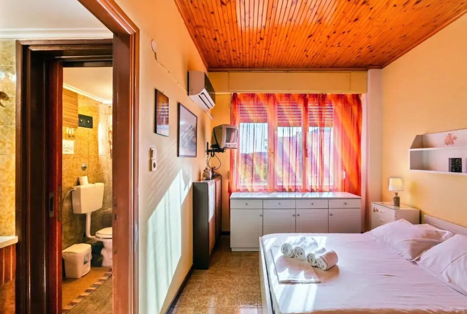 Cretan Ethereal House