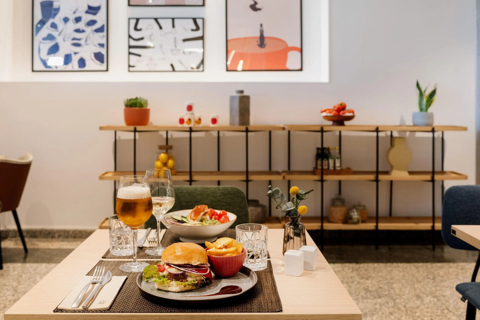 Hotel Santiago Plaza Affiliated by Meliá