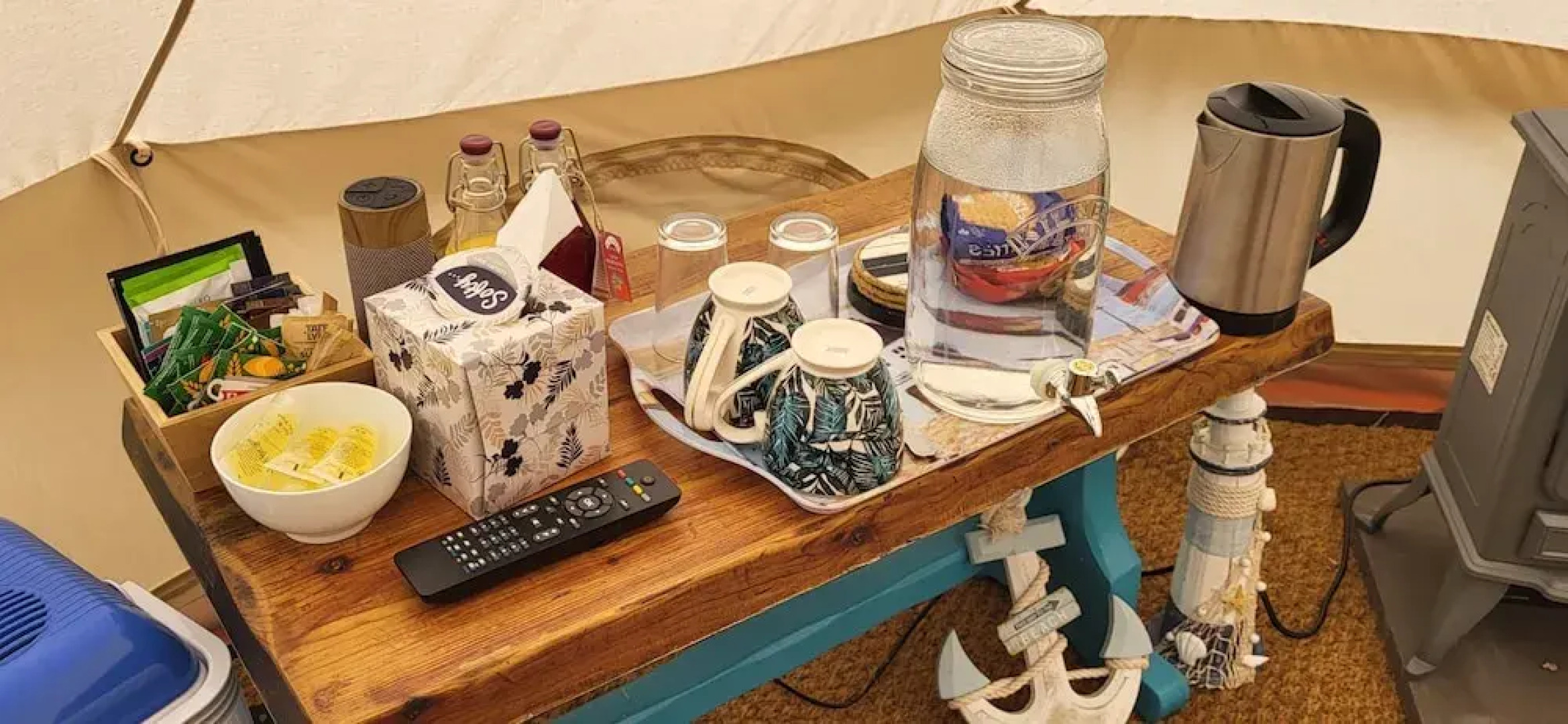 Campsite - The Ring Pub Glamping Pods