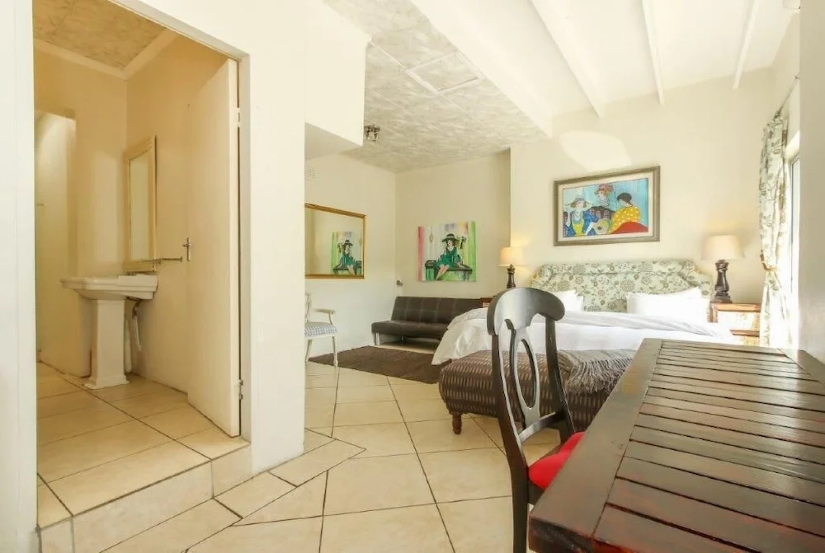 Bentley On The Beach