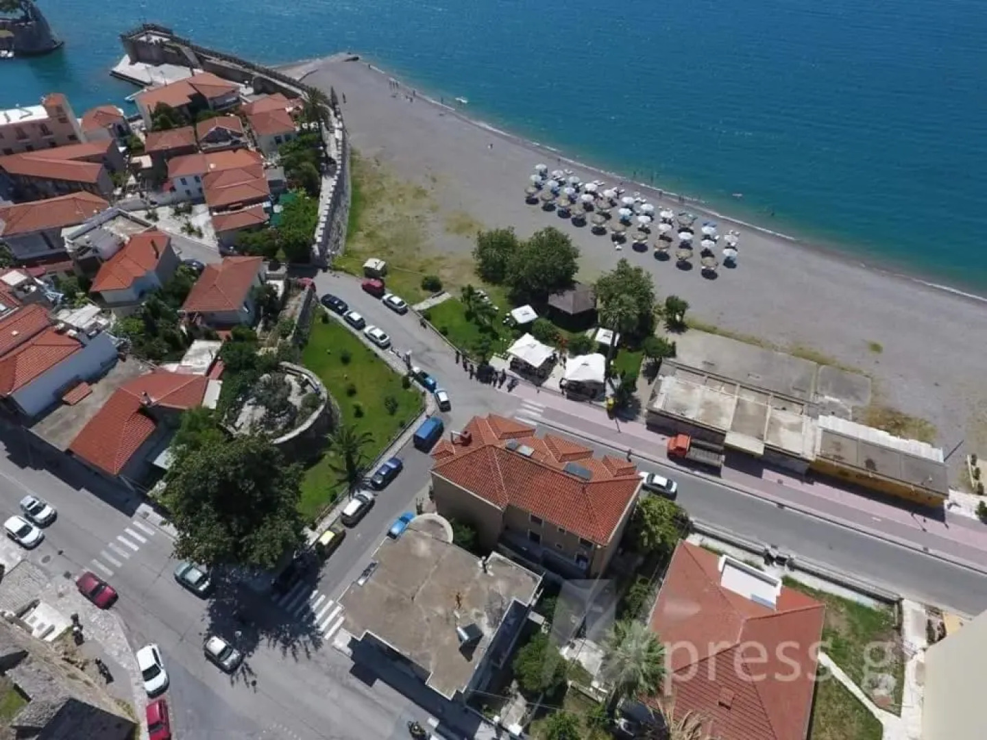 Naupactus unique harbor apartment in a stone house!