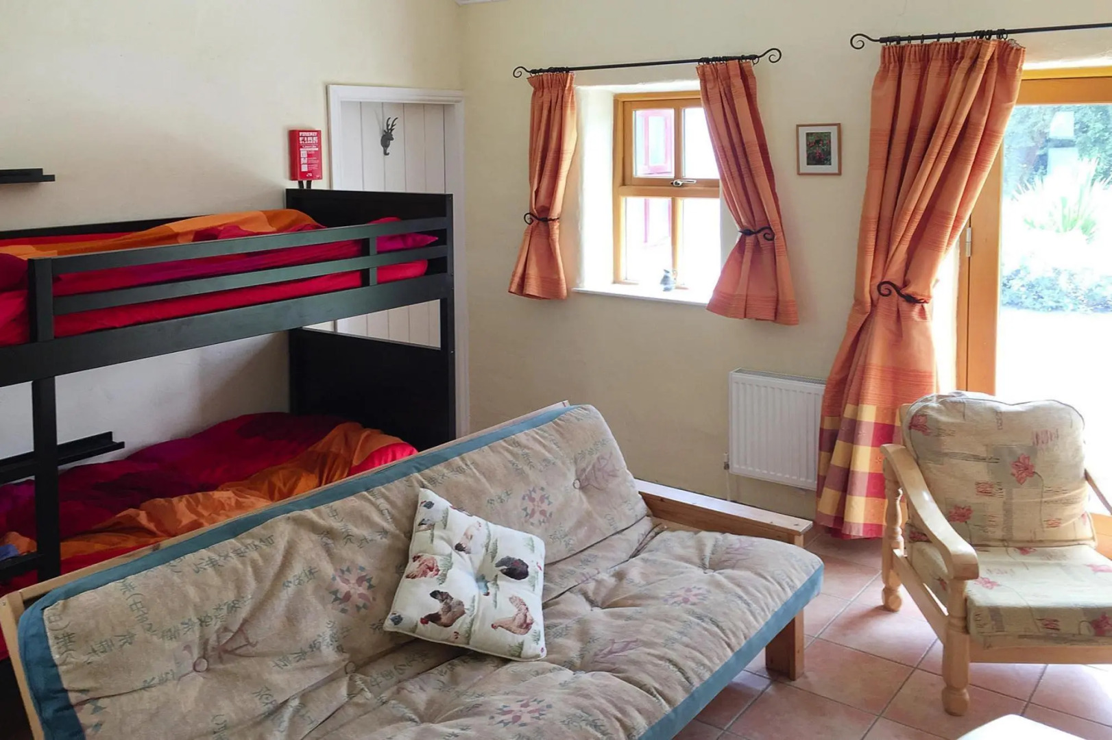 TerryGlass cottage with BBQ