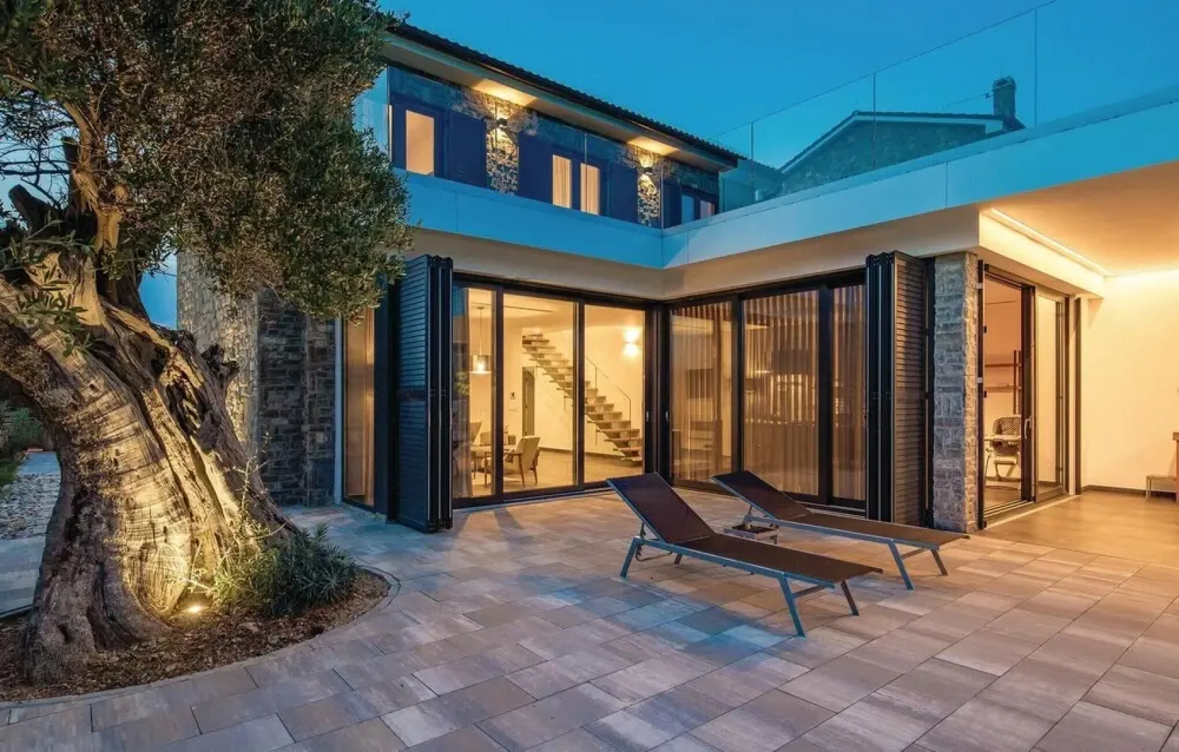 Awesome Home in Lun With Wifi, Outdoor Swimming Pool and 4 Bedrooms